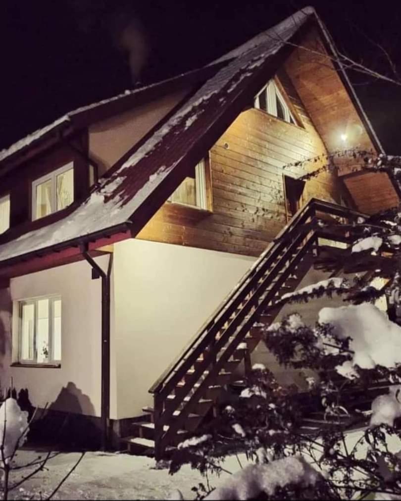 Rodzinny Zakatek "U Gluszkow" Bieszczady Myczkowce Eksteriør billede